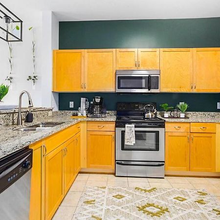 אטלנטה Entire Condo - Urban Safari In The Heart Of Atl מראה חיצוני תמונה