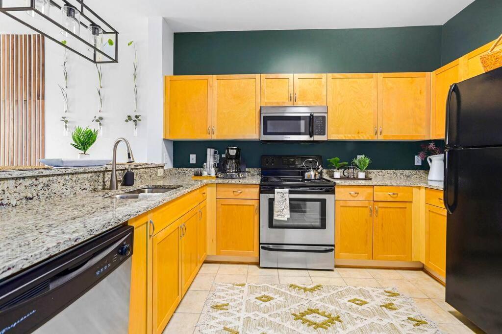 אטלנטה Entire Condo - Urban Safari In The Heart Of Atl מראה חיצוני תמונה