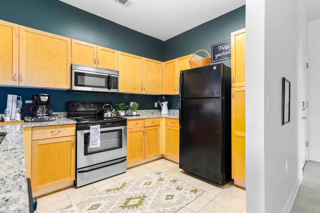 אטלנטה Entire Condo - Urban Safari In The Heart Of Atl מראה חיצוני תמונה